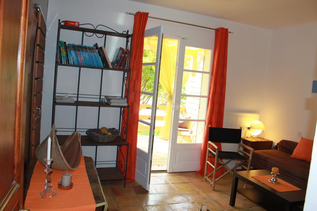 Bed and Breakfast La Bousquatière à Piolenc Chambre photo